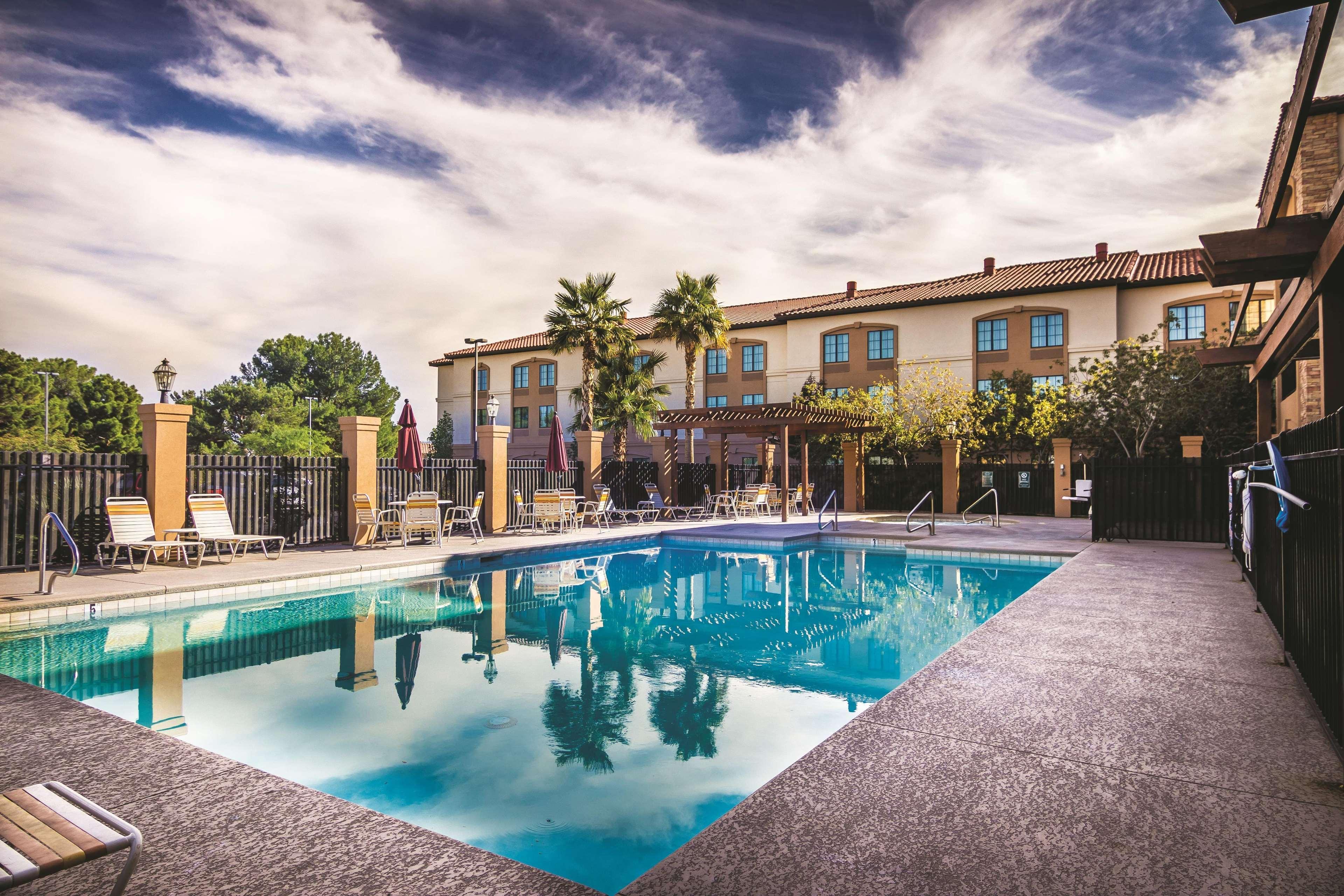 La Quinta By Wyndham Las Vegas Airport South Exteriör bild