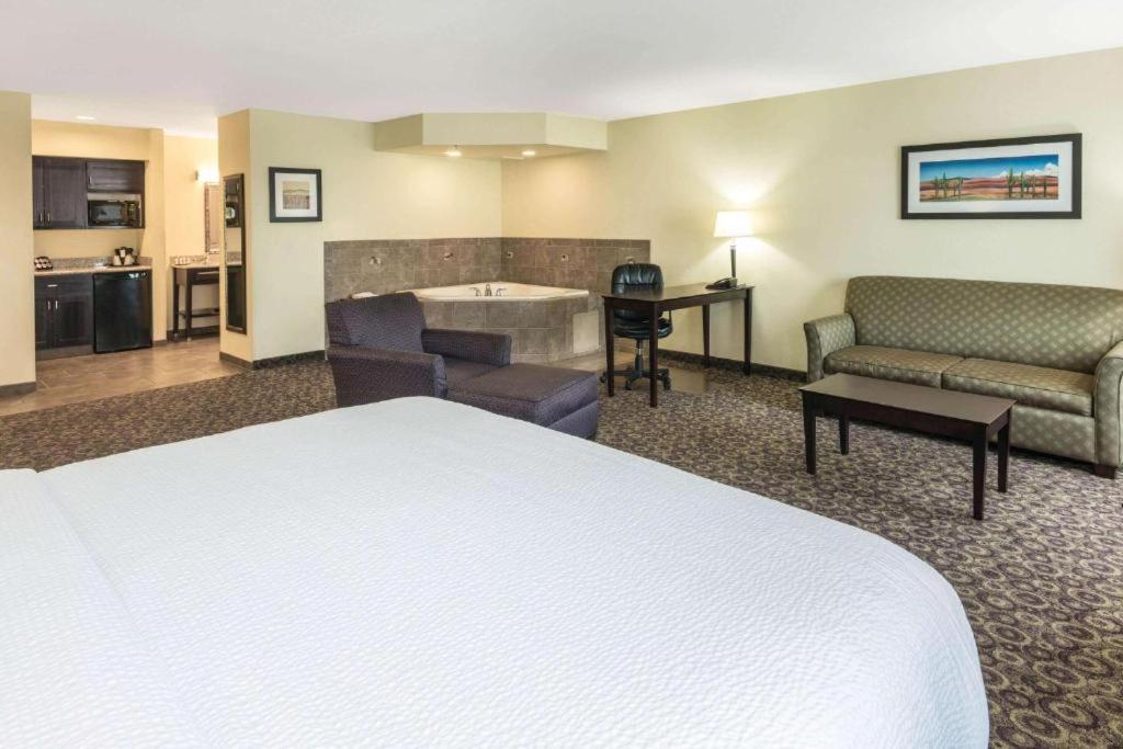 La Quinta By Wyndham Las Vegas Airport South Exteriör bild